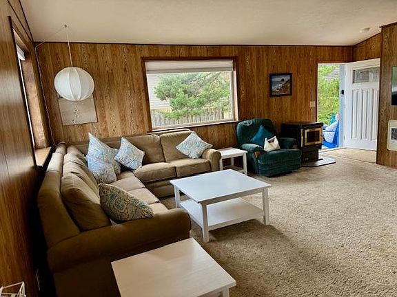 Living room - sleeper sofa (sleeps 2)