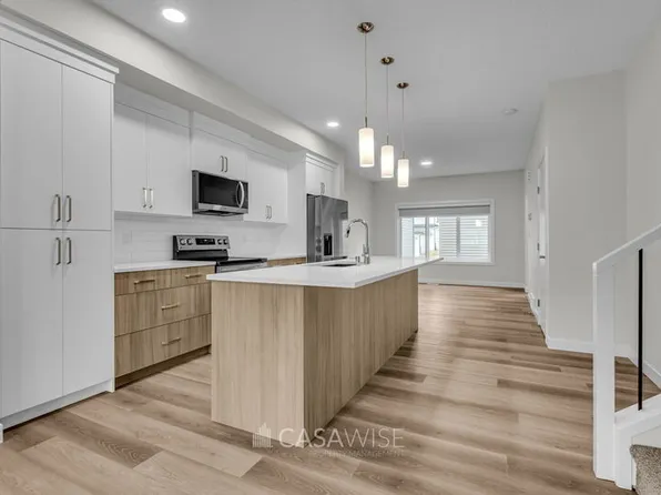 1071 Berg Pl, Leduc, AB