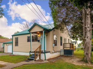 424 23rd St, Dunbar, WV 25064