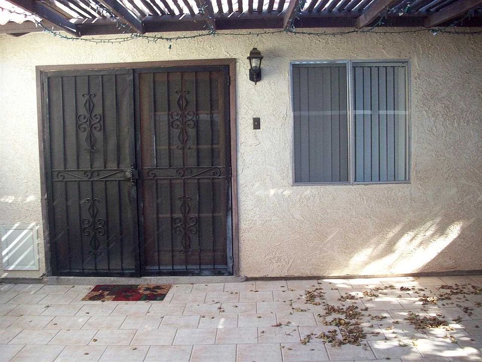 1st image of 2045 S 14th Ave Unit 39