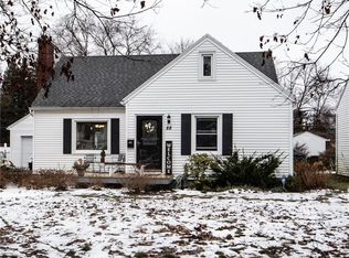 88 Mayville Ln, Rochester, NY 14617