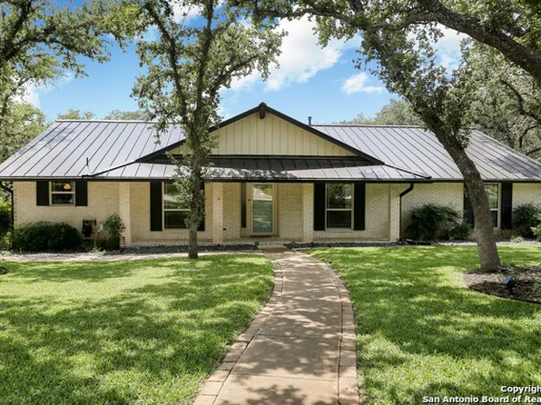 105 TRAILCREST ST, Hollywood Pa, TX 78232