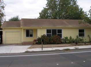 1672 Guerneville Rd, Santa Rosa, CA 95403