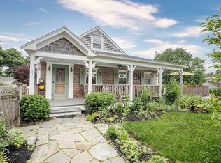 50 Cole St, Jamestown, RI 02835