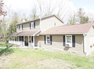 174 Bailey St, Spruce Pine, NC 28777