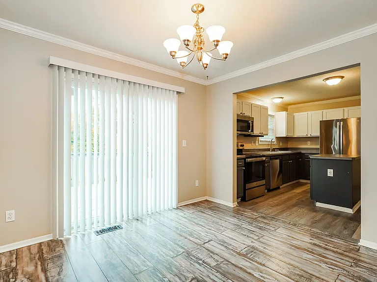 5525 Boucher Dr — Photo 8