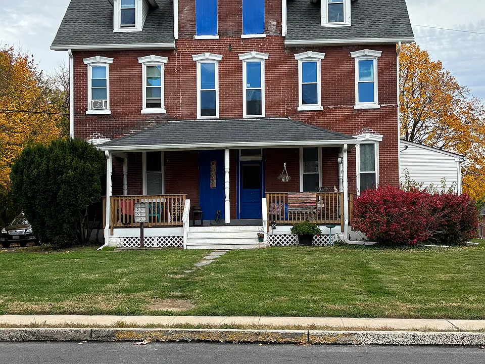 302 Walnut St #7