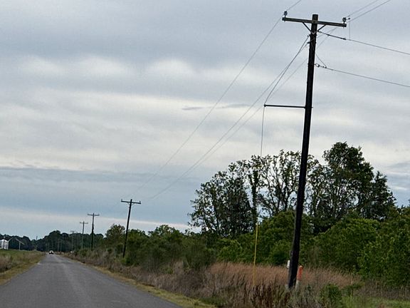 5th image of 1002 Clyde Chachere Rd