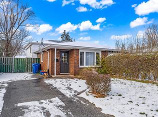23 A Donald Ave, Leamington, ON N8H4J4
