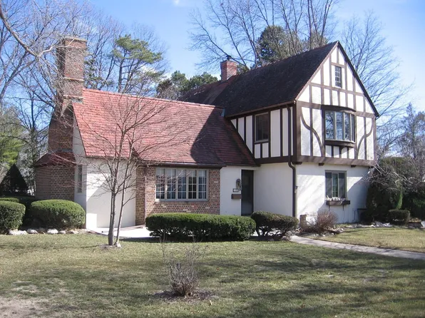 1005 4th St SW, Austin, MN 55912