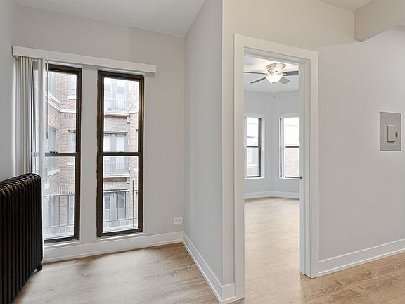 2nd image of 1649 W Jonquil Ter #10