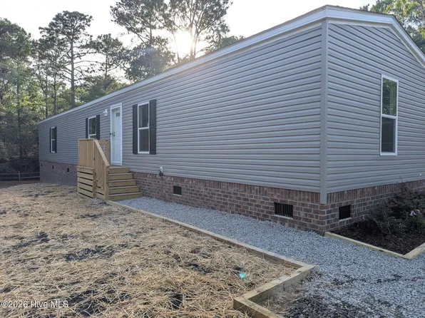3527 Tarpon Court SE, Bolivia, NC 28422