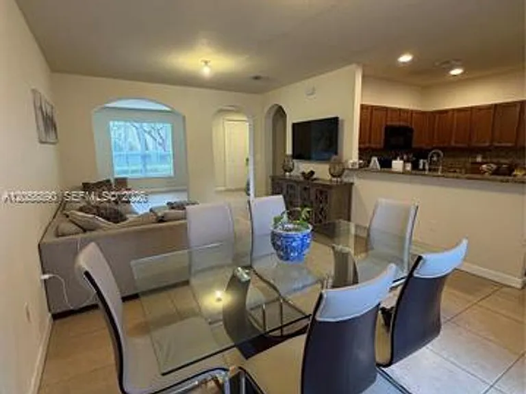 17089 SW 93rd St #Townhouse 17089 — Photo 12