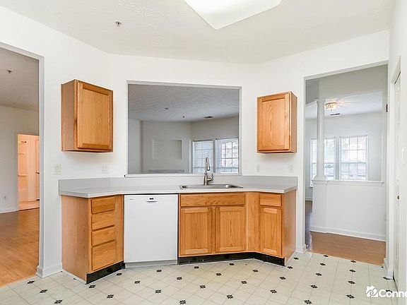 5th image of 2503 Amber Orchard Ct W