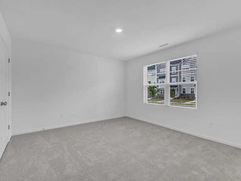 810 Basswood Glen Trl — Photo 31