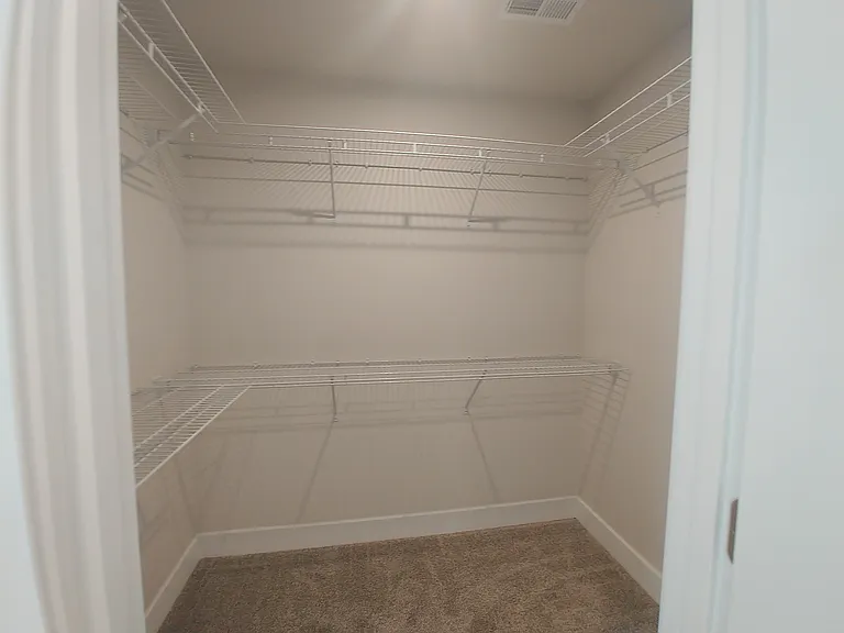 1421 W Todd Ln — Photo 9