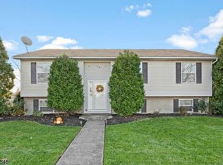 415 5th Ave, Phillipsburg, NJ 08865