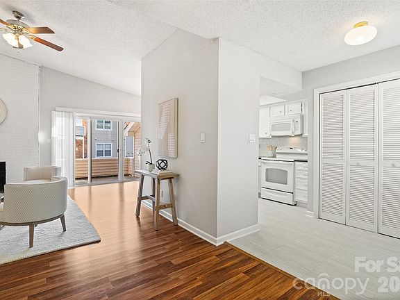 5th image of 7801 Davinci Ln APT A