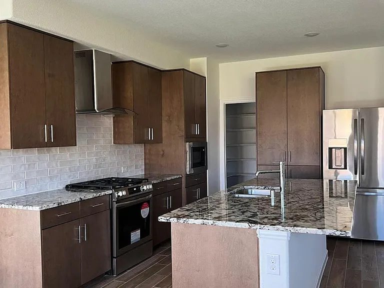 1243 Mill Pl — Photo 15