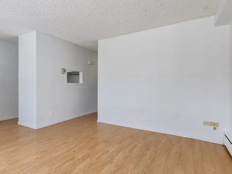606 23rd Ave SW — Photo 17