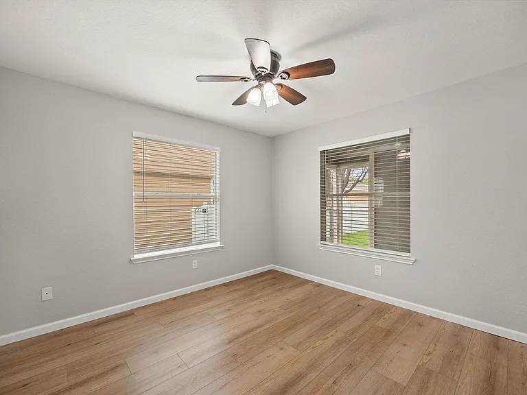 1429 Davis Mountain Loop — Photo 10