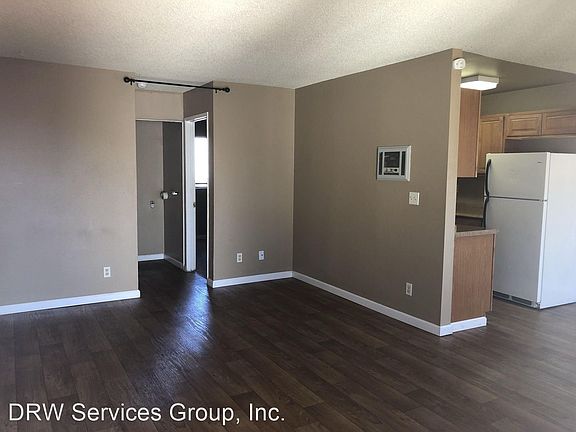 4th image of 81 4th Ave APT 3