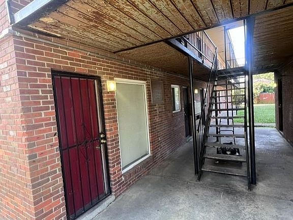 5th image of 3917 Dunn Ave