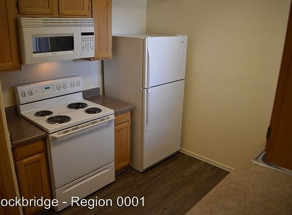 3rd image of 45 Maleena Mesa St APT 222