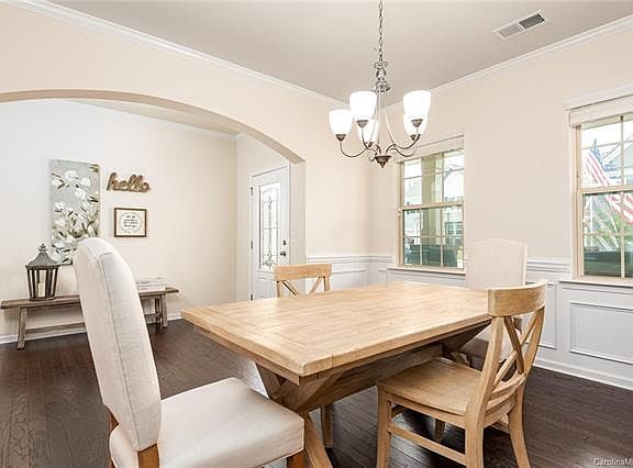 4th image of 5073 Lily Pond Cir