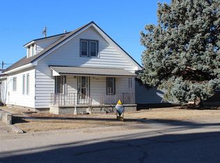 407 Iron St, Victoria, KS 67671