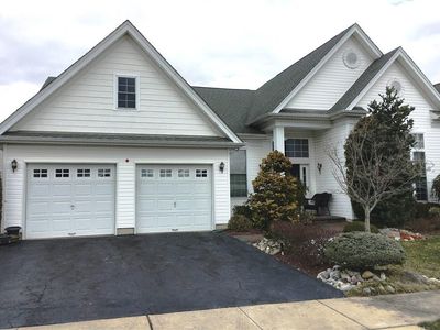 7 Torrey Pines Dr, Monroe Township, NJ, 08831