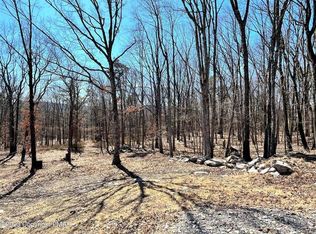 W 13th St, Jim Thorpe, PA 18229