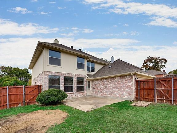 5th image of 717 Waterwood Ln