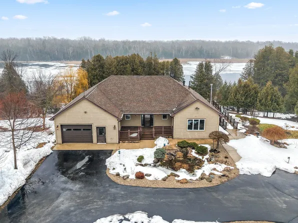 658 N Forest Dr, Forestville, WI 54213