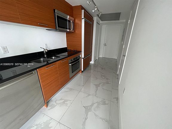 5th image of 50 Biscayne Blvd APT 4409