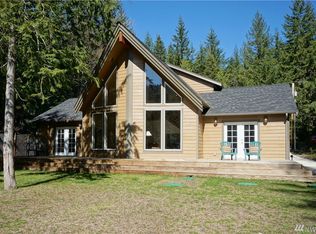 16210 Crystal Dr E, Enumclaw, WA 98022