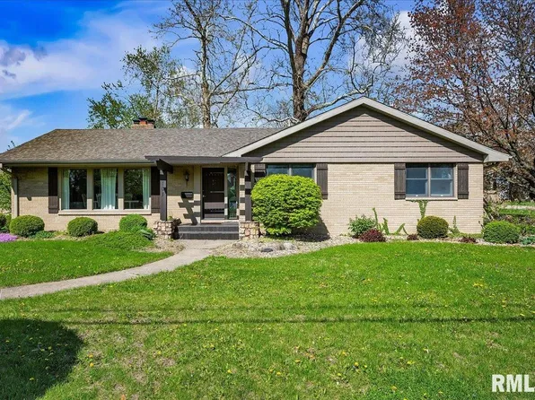 101 W Edgewood St, Morton, IL 61550