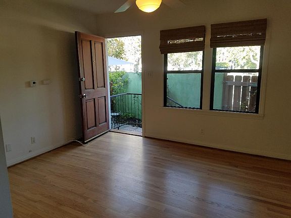 5th image of 694 Venice Blvd #694