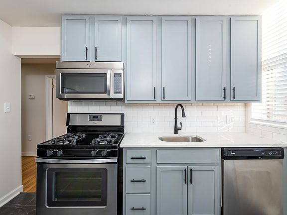 2nd image of 4262 Shaw Blvd APT 1E