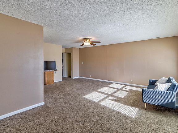 4th image of 5018 Pollack Ave