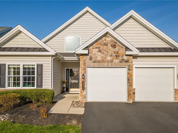 2618 Ambassador Dr, Bethlehem, PA 18017