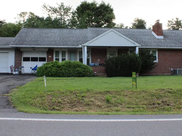 235 Creek Rd, Newport, PA 17074