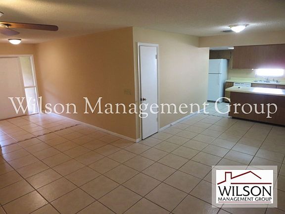 5th image of 2847 Bermuda Ave N