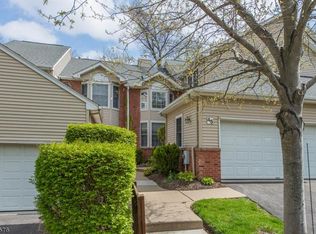 45 Leonard Ter #68, Roseland, NJ 07068