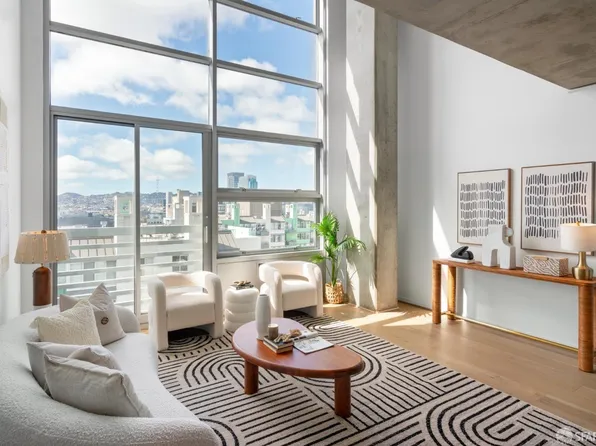 77 Dow Pl APT 909, San Francisco, CA 94107