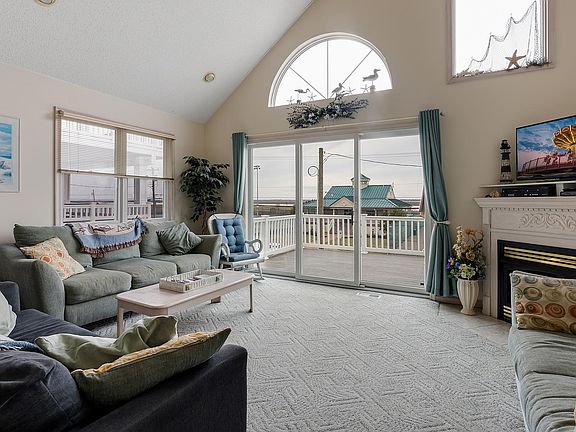 5th image of 6107 Central Ave S #Sea