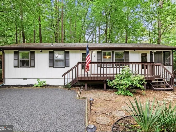 22 Cresthaven Dr, Ocean Pines, MD 21811