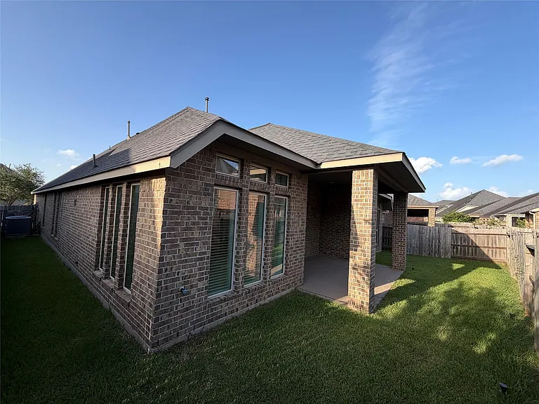 3319 Sky Run Ct — Photo 29