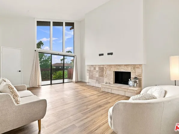 2322 Palos Verdes Dr W APT 202, Palos Verdes Estates, CA 90274