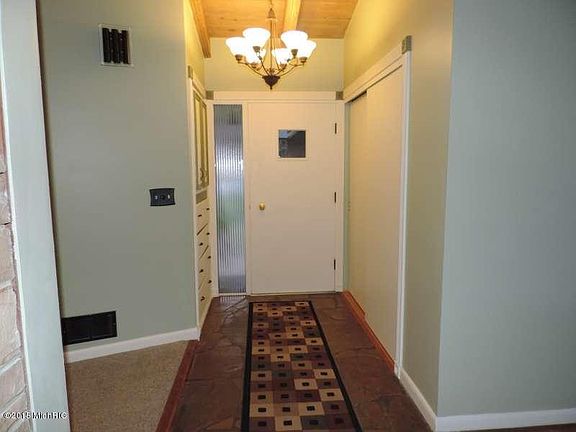 5th image of 4268 Lin Nan Ln